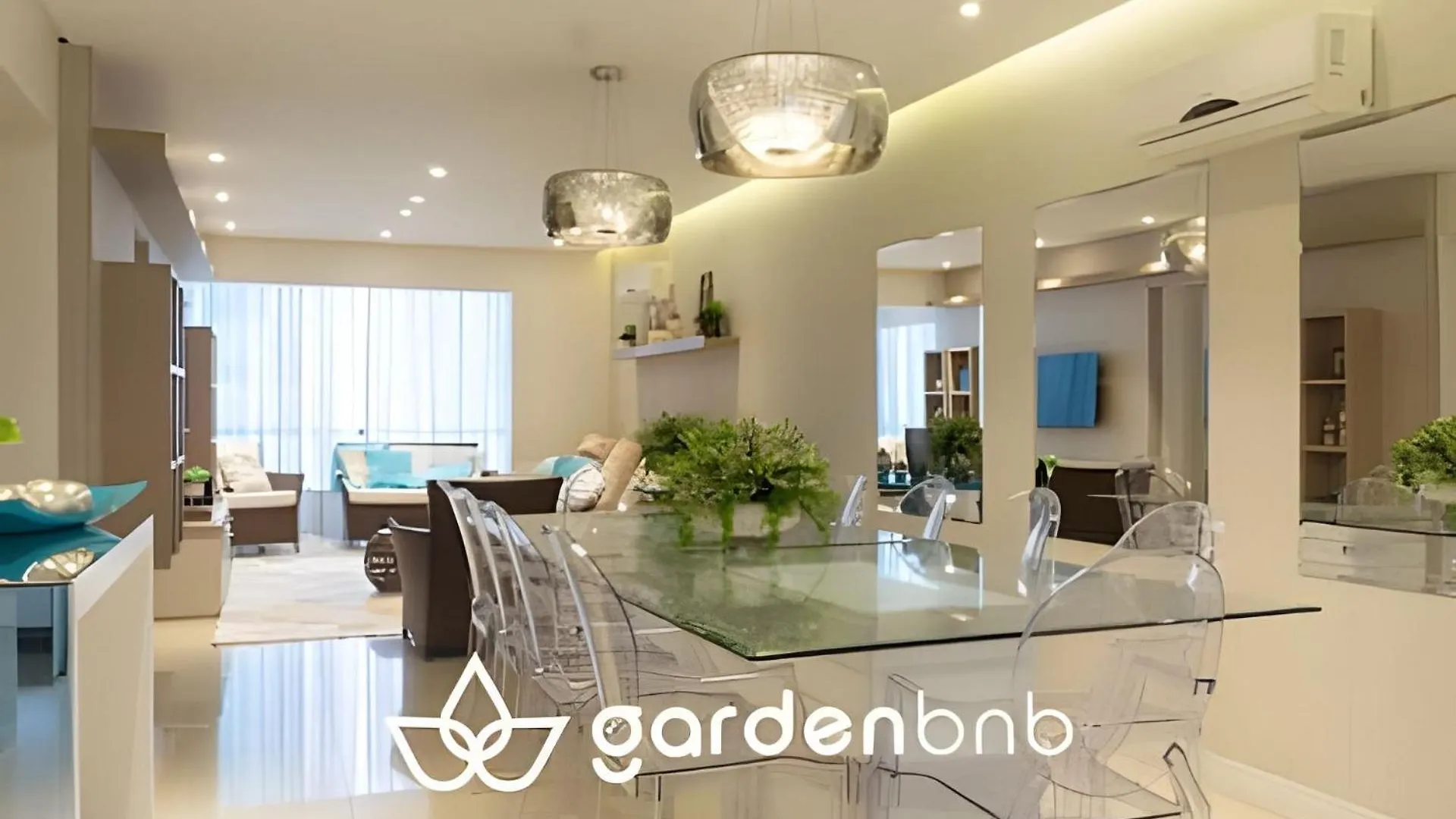 Alto Padrao, 3 Vagas, 4 Suites, 100 Metros Praia Balneário Camboriú