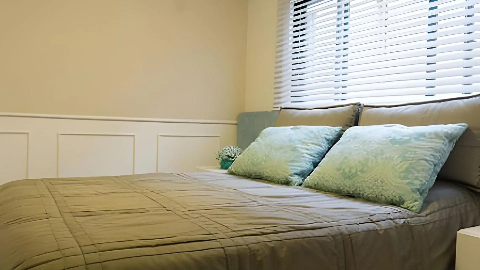 Alto Padrao, 3 Vagas, 4 Suites, 100 Metros Praia Balneário Camboriú